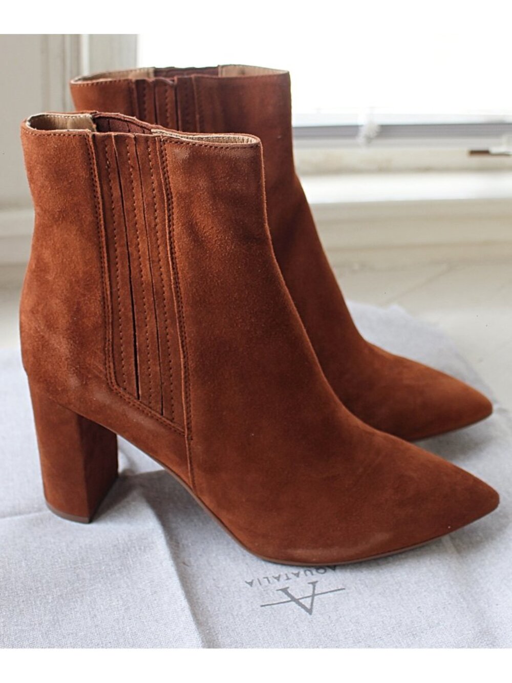 New in Box Aquatalia "Sierra" Water Resistant Suede Ankle Bootie - Ginger - 10
